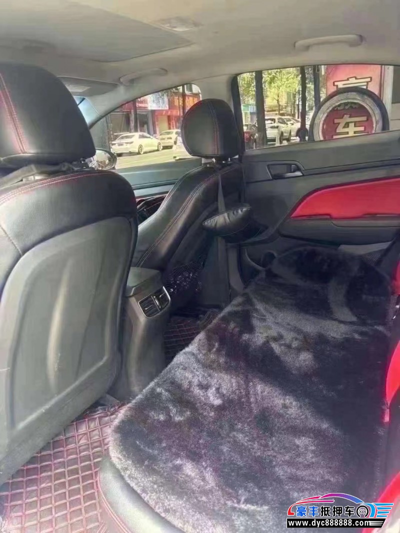 18年现代领动轿车抵押车出售