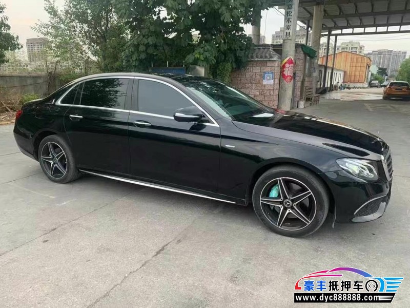 20年奔驰E轿车抵押车出售