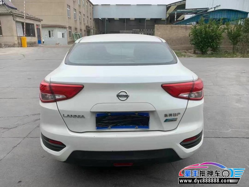 18年日产蓝鸟轿车抵押车出售