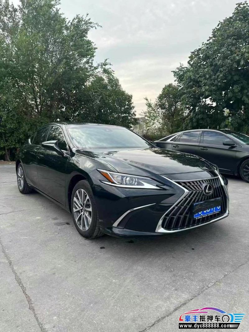 24年雷克萨斯ES轿车抵押车出售