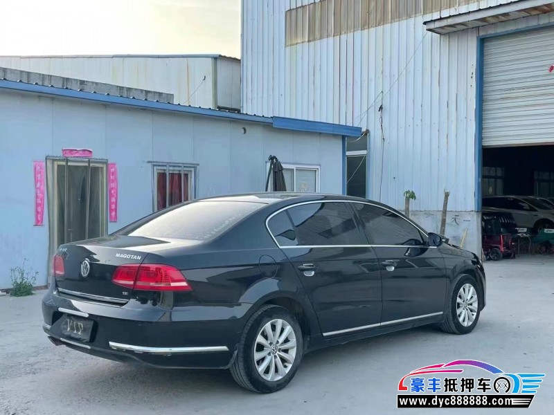 16年大众迈腾轿车抵押车出售