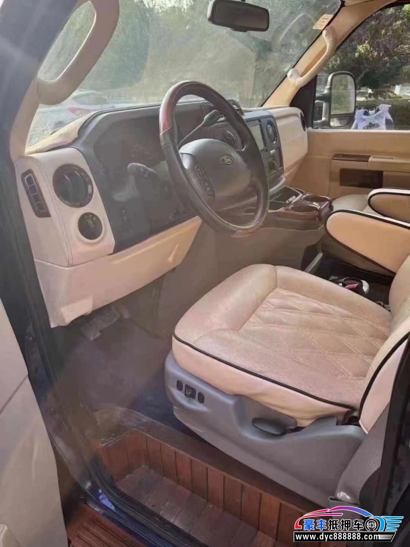 17年福特E350轿车抵押车出售
