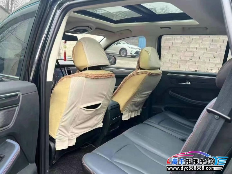 22年SWM斯威汽车G05轿车抵押车出售