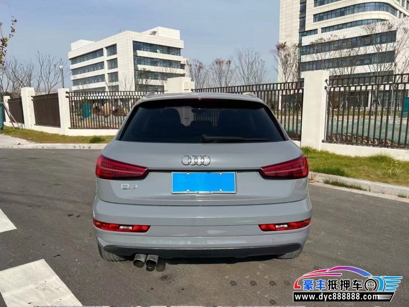 18年奥迪Q3轿车抵押车出售