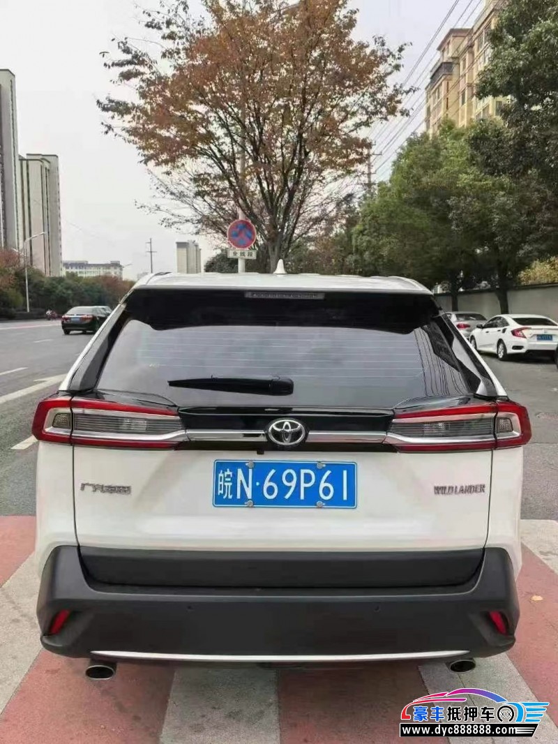 22年丰田威兰达轿车抵押车出售