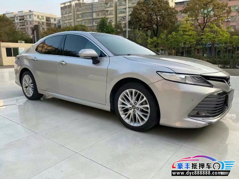 20年丰田凯美瑞轿车抵押车出售