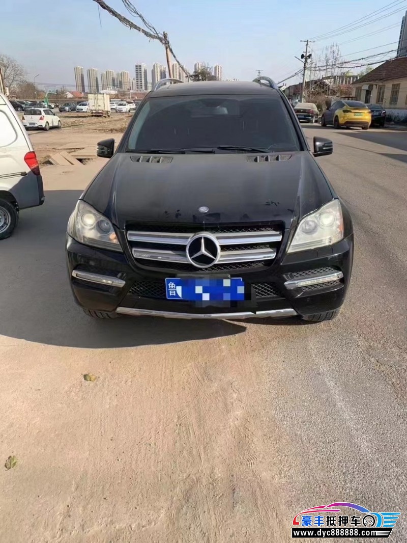 12年奔驰GL轿车抵押车出售