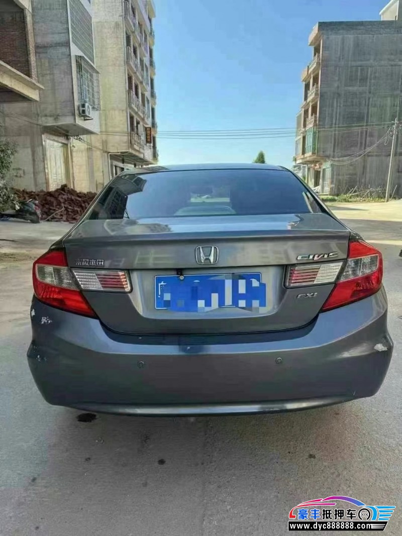 13年本田思域轿车抵押车出售