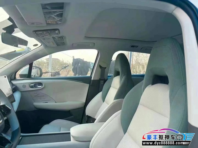 24年领克06轿车抵押车出售