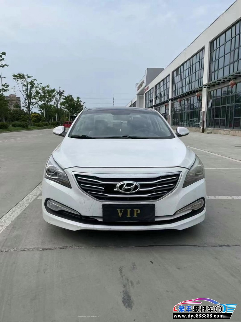 17年现代名图轿车抵押车出售