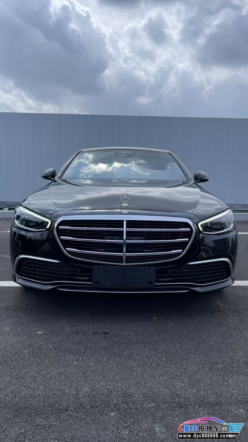 23年奔驰S轿车抵押车出售