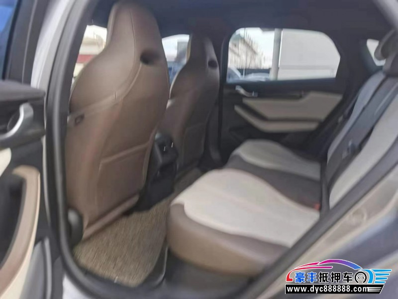 23年比亚迪秦轿车抵押车出售