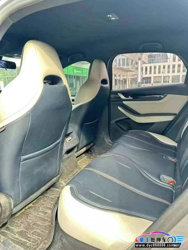 22年比亚迪秦轿车抵押车出售