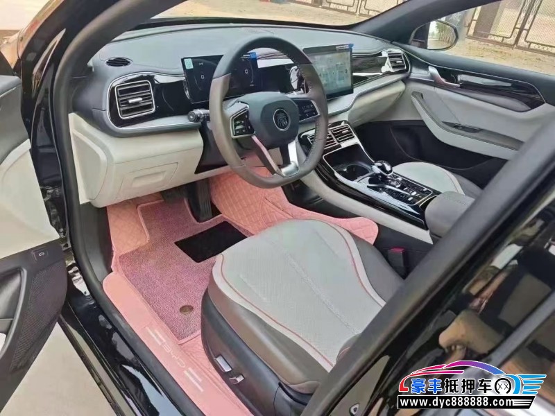 24年比亚迪秦轿车抵押车出售