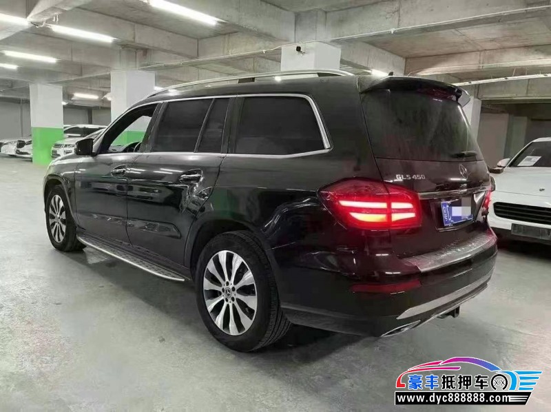 19年奔驰GLS轿车抵押车出售