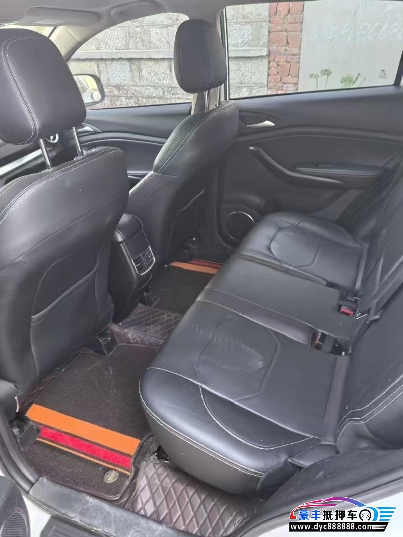 21年比亚迪宋轿车抵押车出售