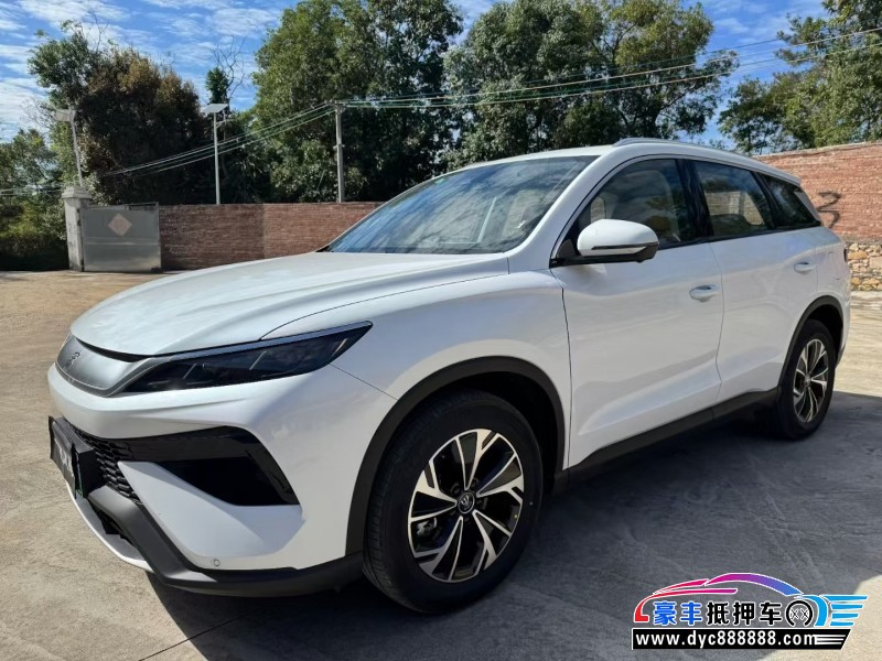 24年比亚迪宋轿车抵押车出售