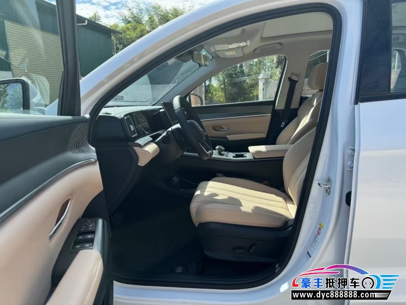 24年比亚迪宋轿车抵押车出售