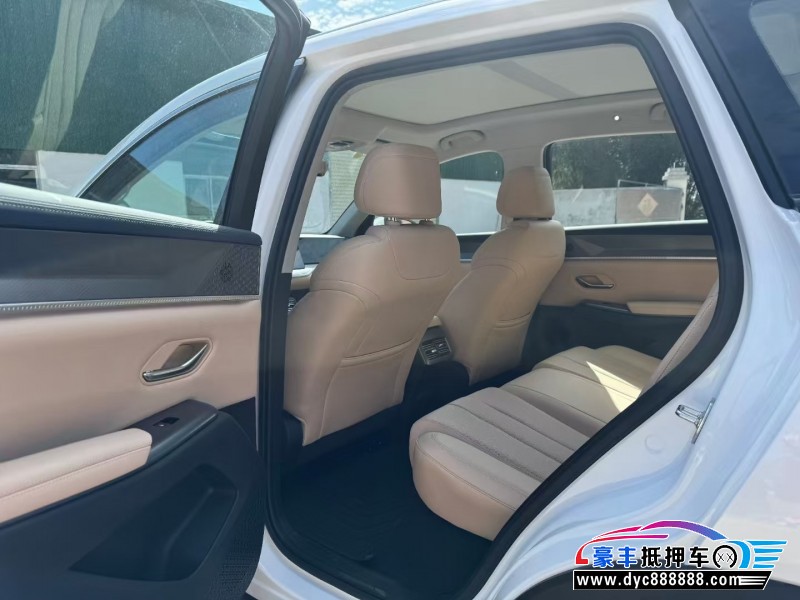 24年比亚迪宋轿车抵押车出售