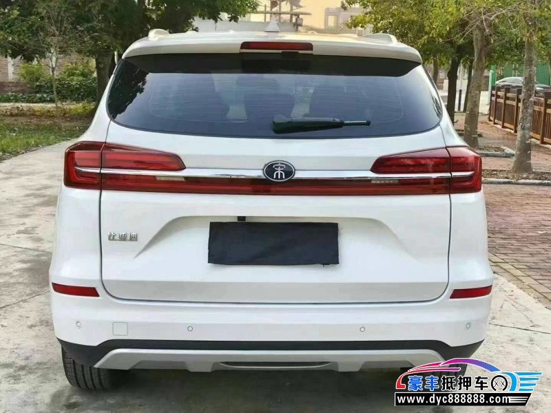 20年比亚迪宋轿车抵押车出售