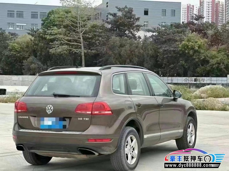 12年大众途锐轿车抵押车出售