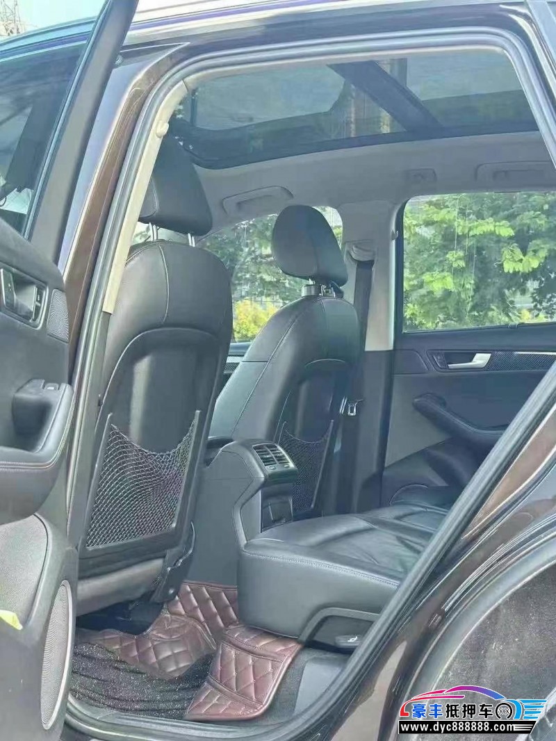 12年奥迪Q5轿车抵押车出售