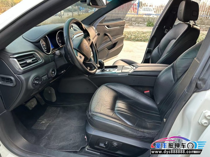 15年玛莎拉蒂Ghibli轿车抵押车出售