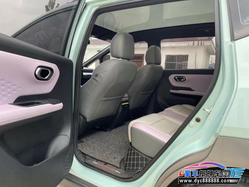 22年埃安Y80轿车抵押车出售