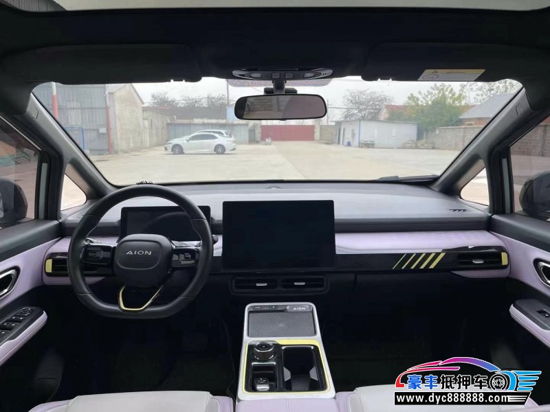 22年埃安Y80轿车抵押车出售