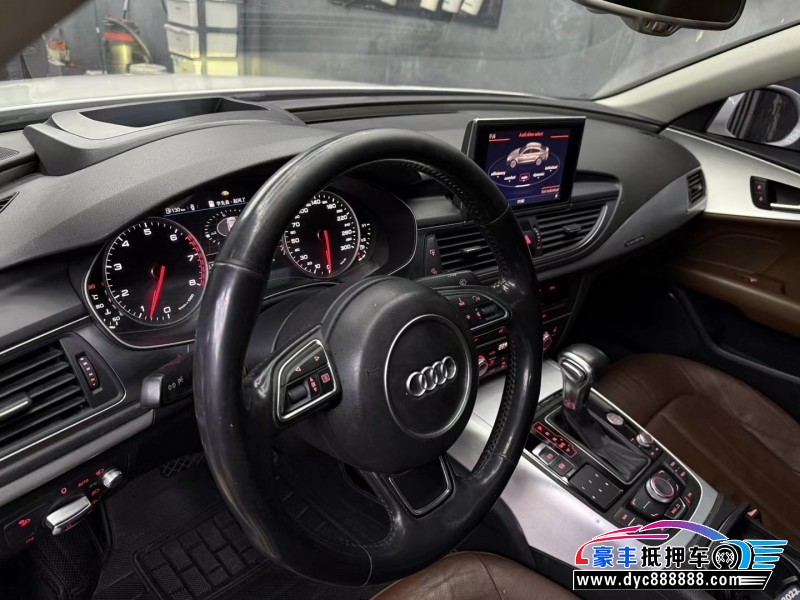 12年奥迪A7轿车抵押车出售