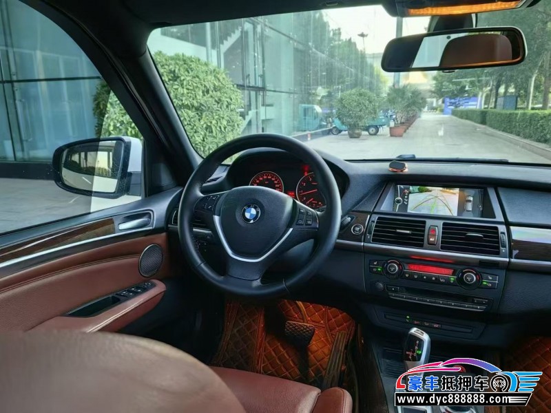 14年宝马X5轿车抵押车出售