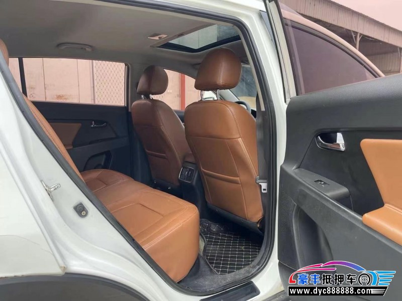 15年起亚智跑轿车抵押车出售