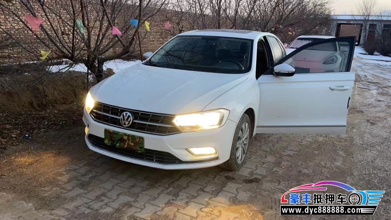 17年大众宝来轿车抵押车出售