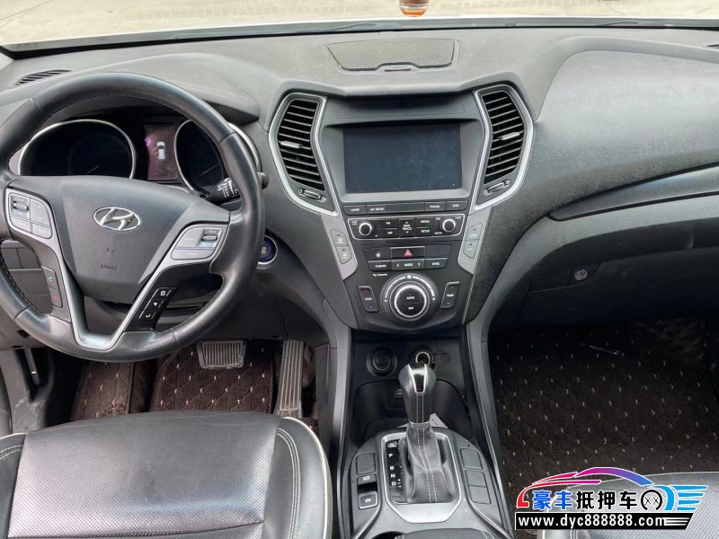 17年现代全新胜达SUV抵押车出售