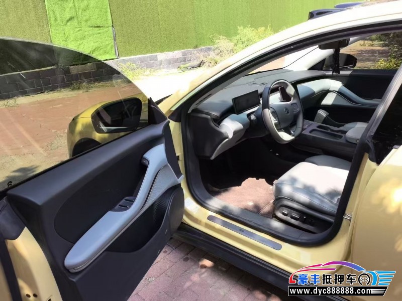 23年蔚来ET5轿车抵押车出售