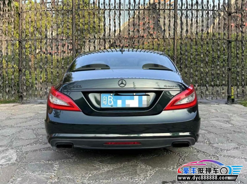 14年奔驰CLS轿车抵押车出售