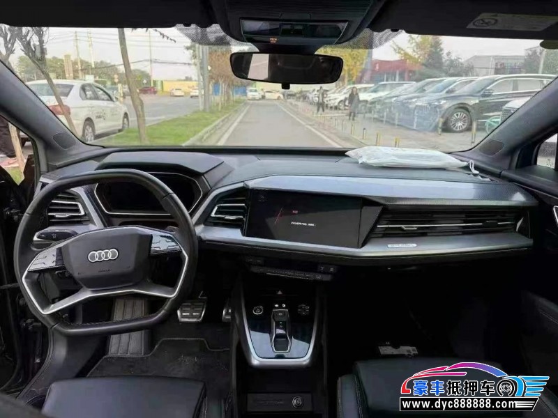 23年奥迪Q4轿车抵押车出售