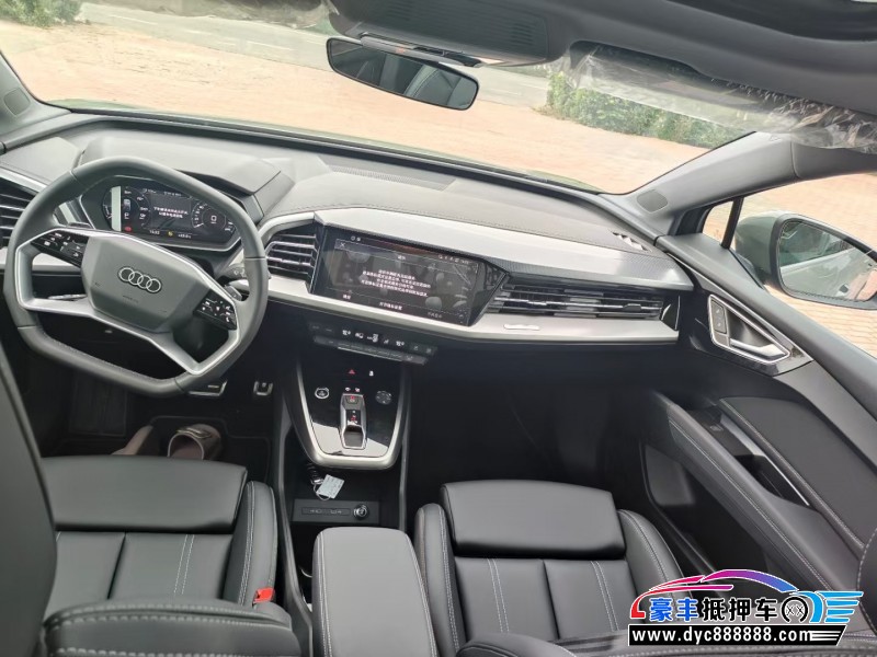 24年奥迪Q4轿车抵押车出售