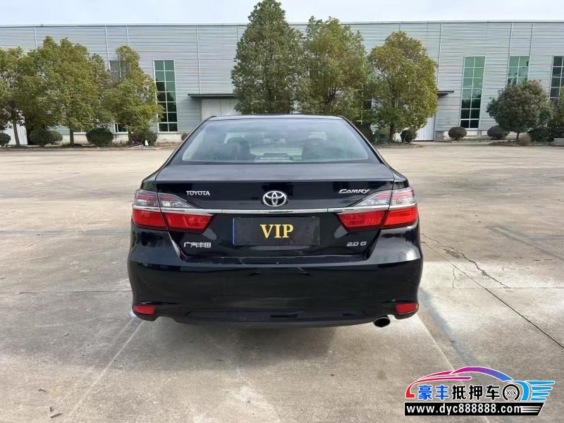 16年丰田凯美瑞轿车抵押车出售