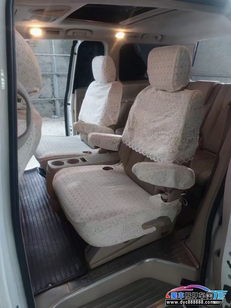 17年日产贵士轿车抵押车出售