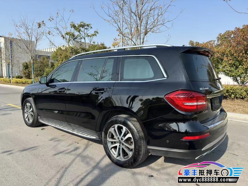 19年奔驰GLS轿车抵押车出售