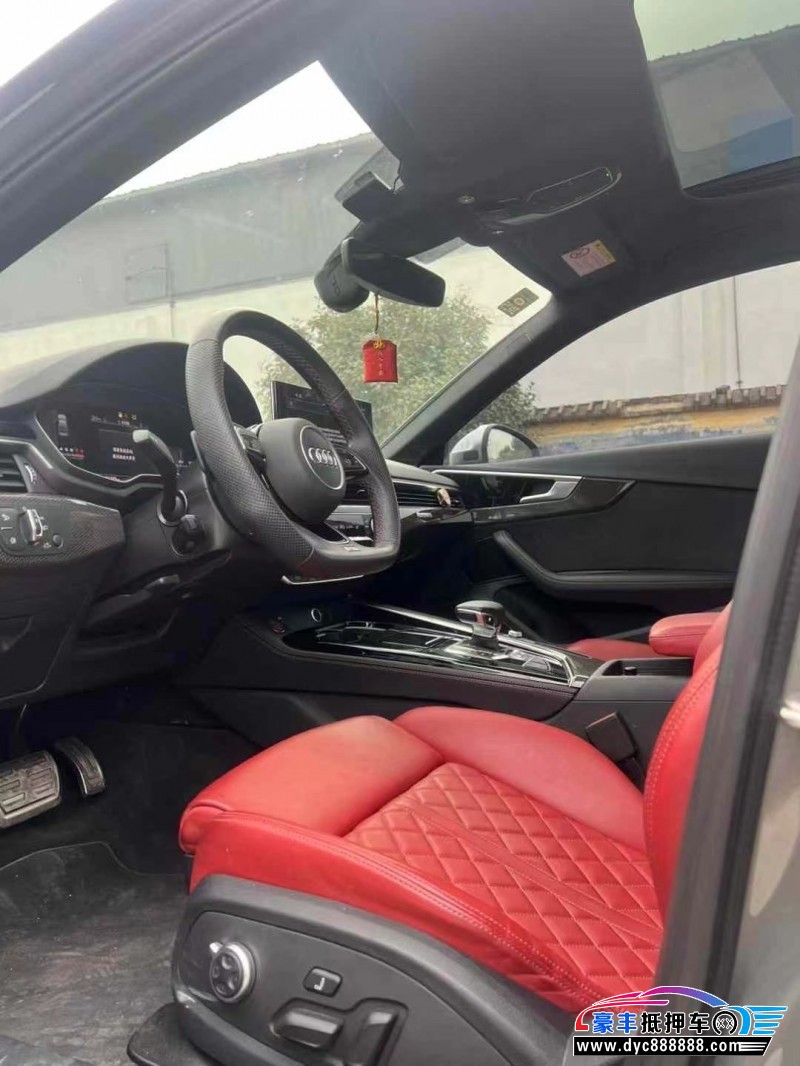 23年奥迪S4轿车抵押车出售