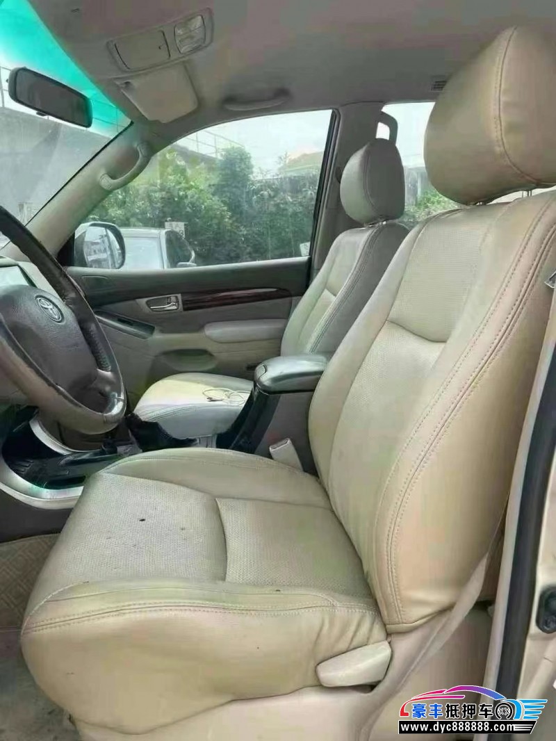 05年丰田普拉多（霸道）轿车抵押车出售