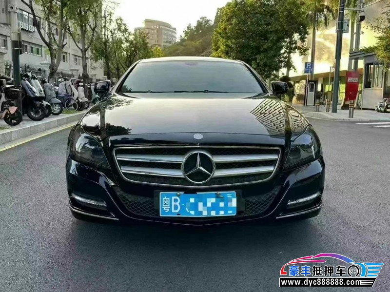 13年奔驰CLS轿车抵押车出售