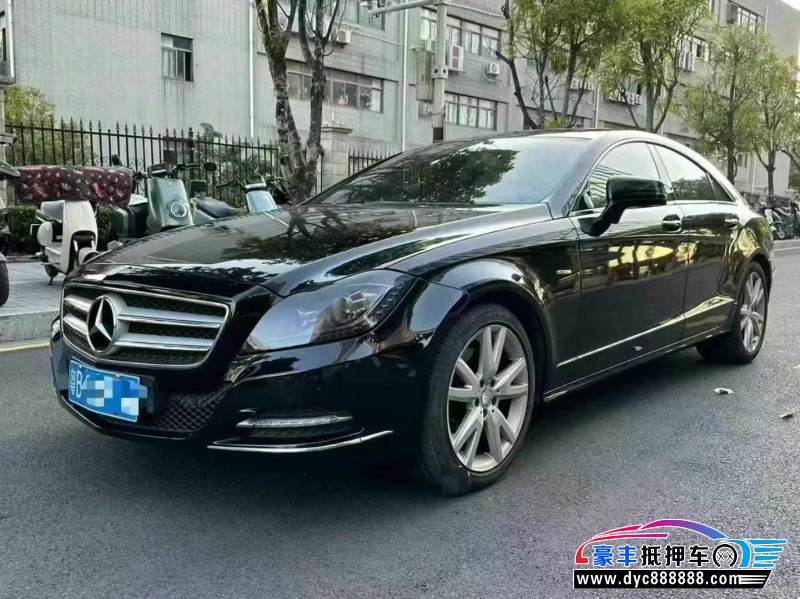 13年奔驰CLS轿车抵押车出售