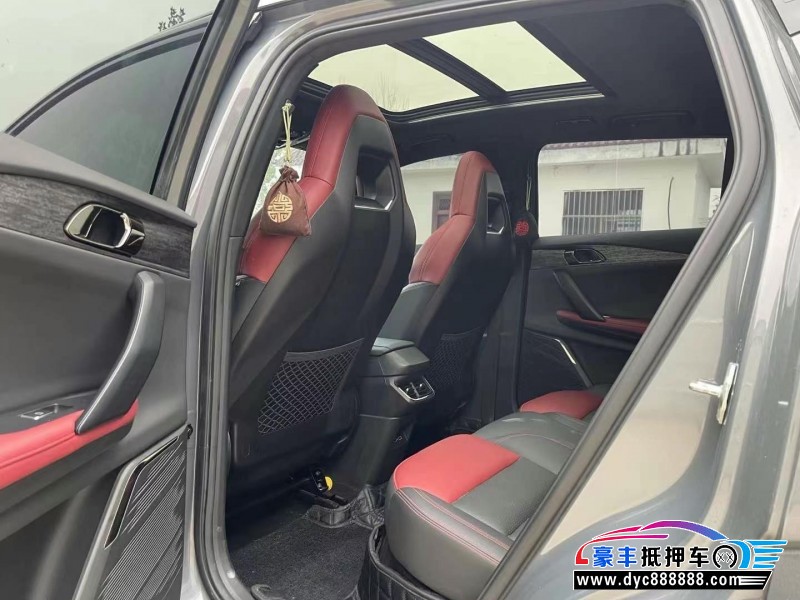 22年领克06轿车抵押车出售