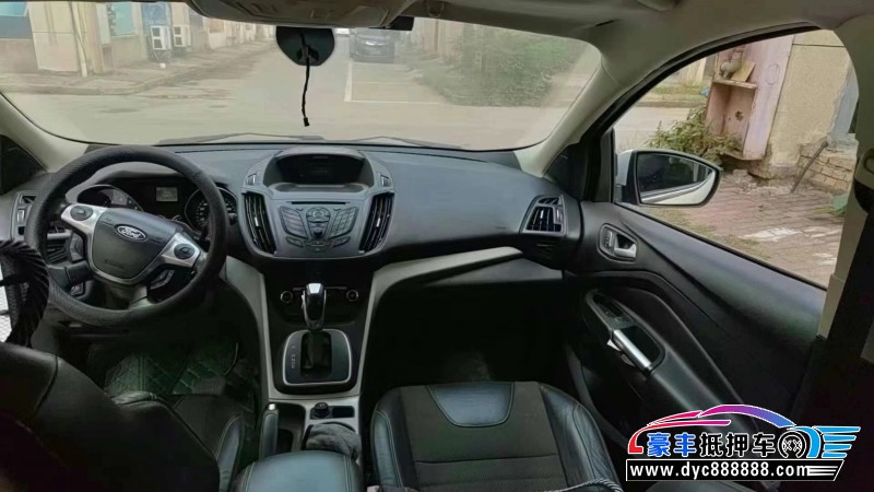 13年福特翼虎轿车抵押车出售