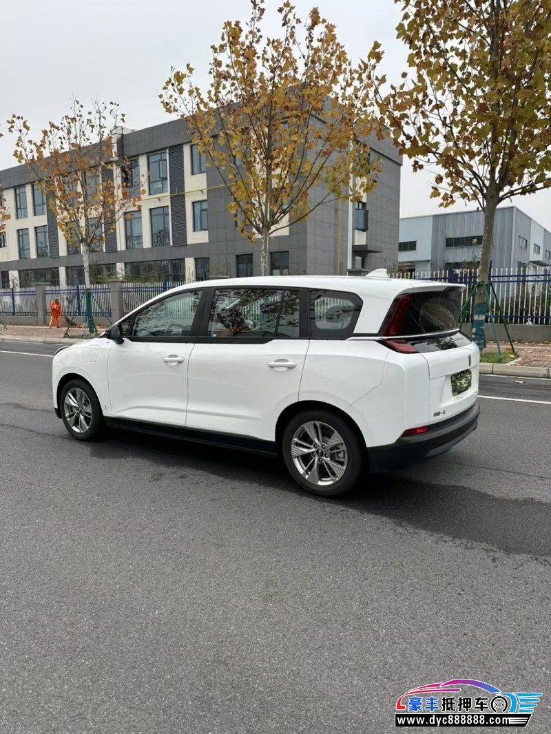 24年奔腾奔腾NAT轿车抵押车出售