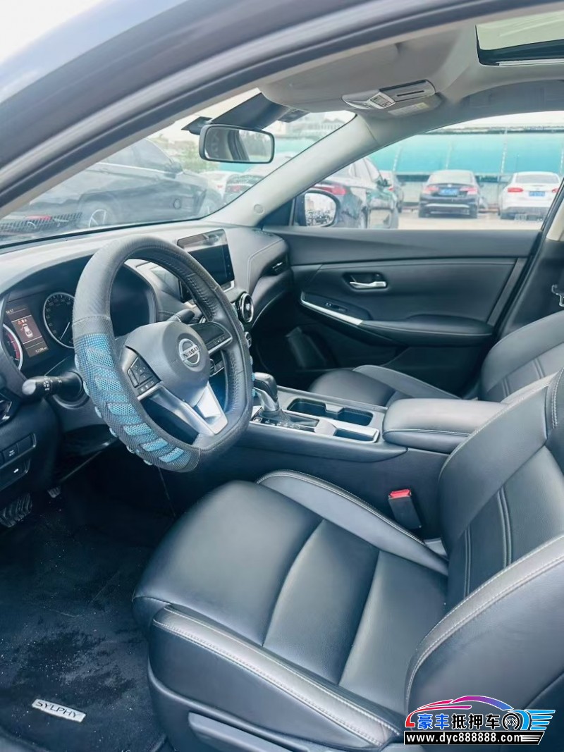 20年日产轩逸轿车抵押车出售