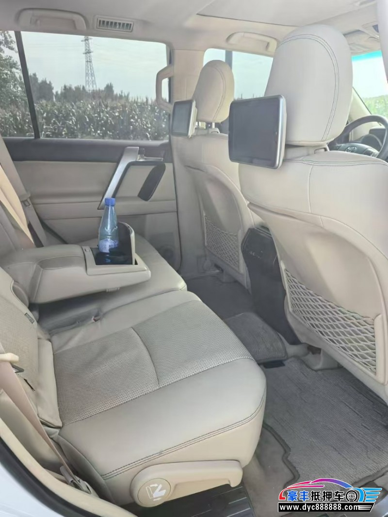 16年丰田普拉多（霸道）轿车抵押车出售